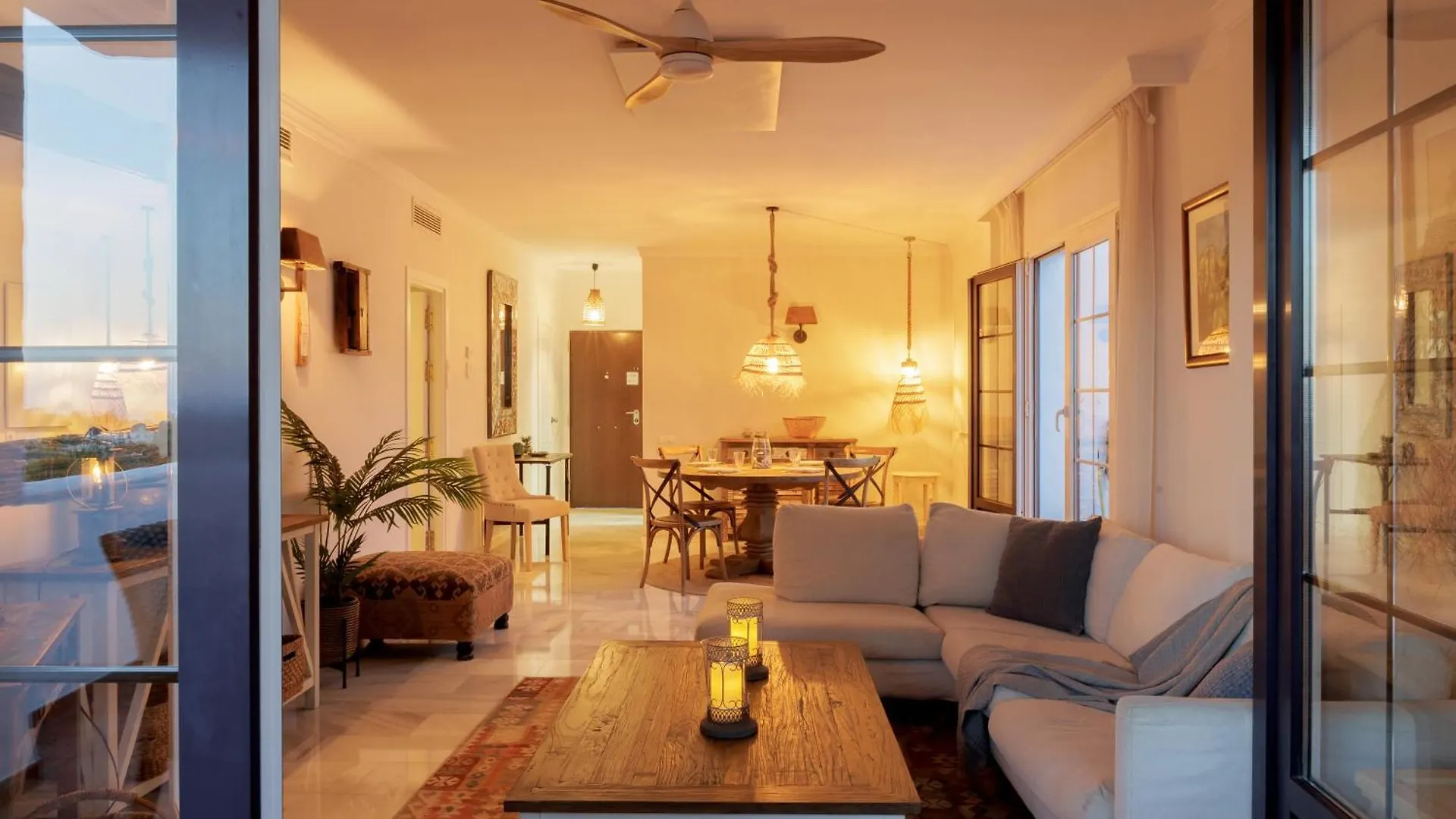 Marbella Banus Suites - Aldea Blanca Terraces Views 아파트