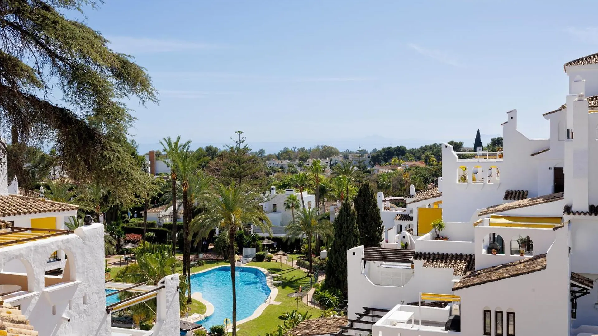 Marbella Banus Suites - Aldea Blanca Terraces Views