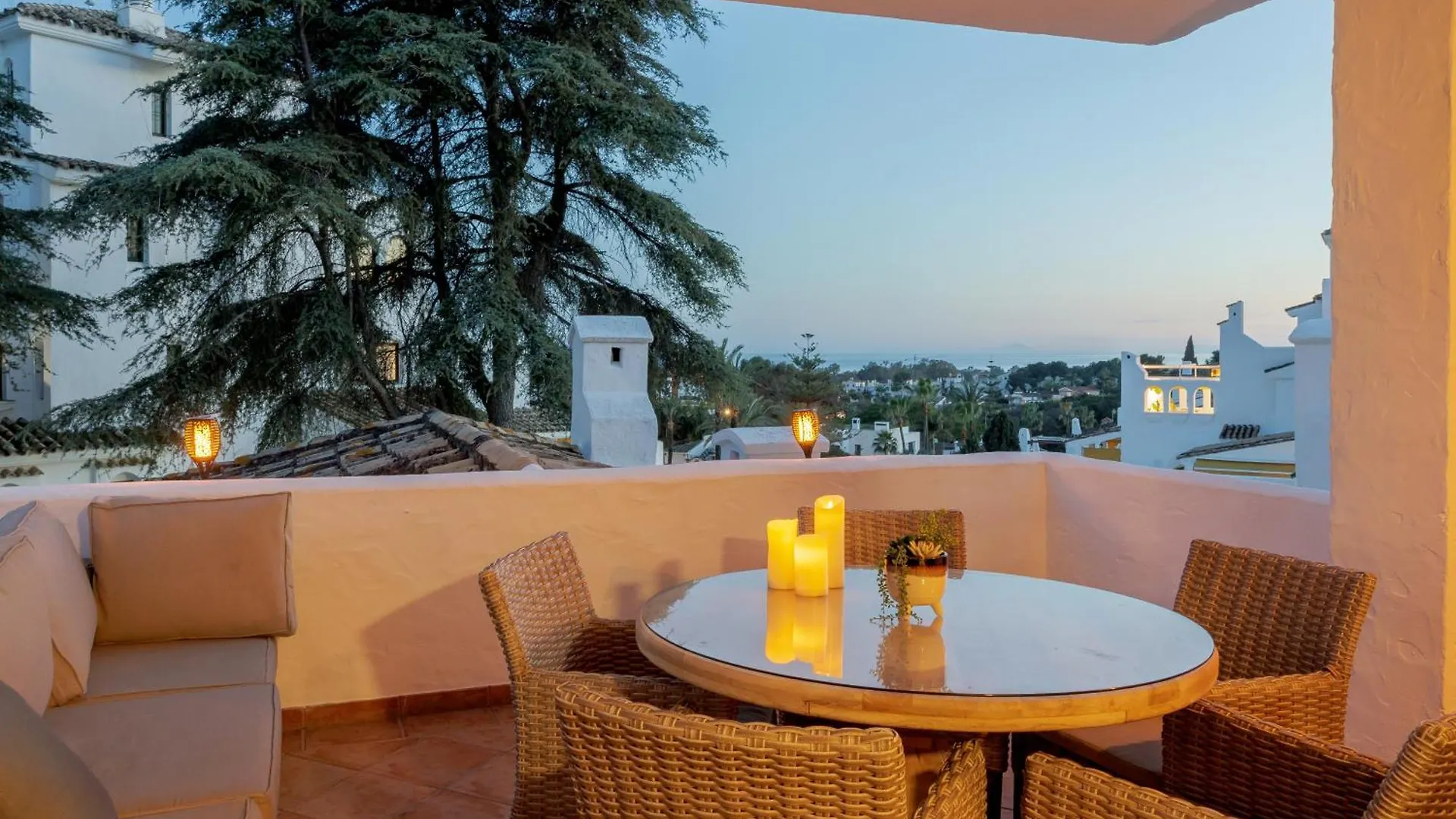 Marbella Banus Suites - Aldea Blanca Terraces Views 0*,