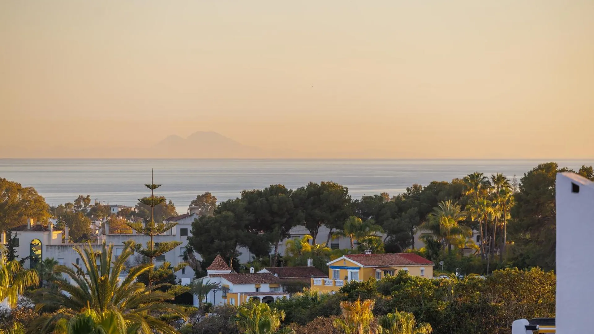 Marbella Banus Suites - Aldea Blanca Terraces Views 0*,