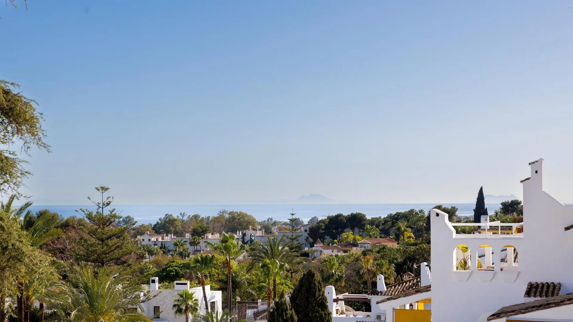 Marbella Banus Suites - Aldea Blanca Terraces Views