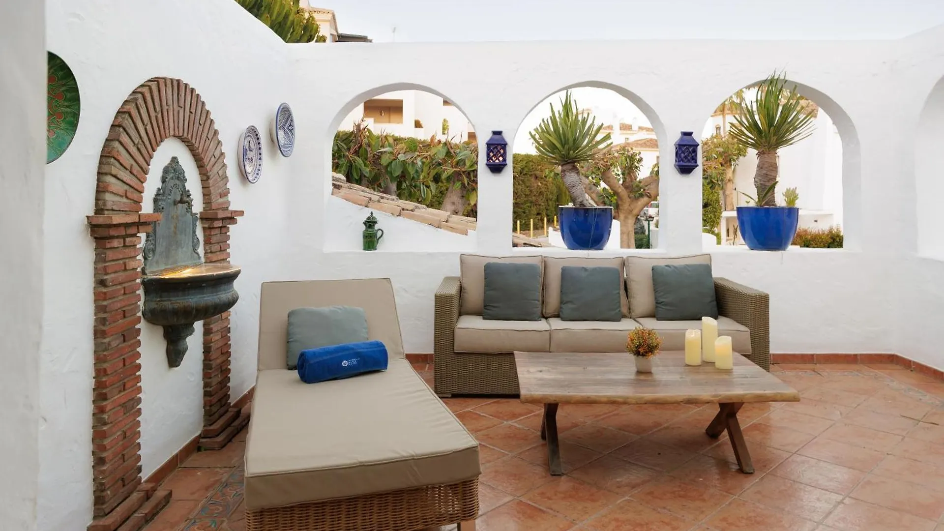 Marbella Banus Suites - Aldea Blanca Terraces Views